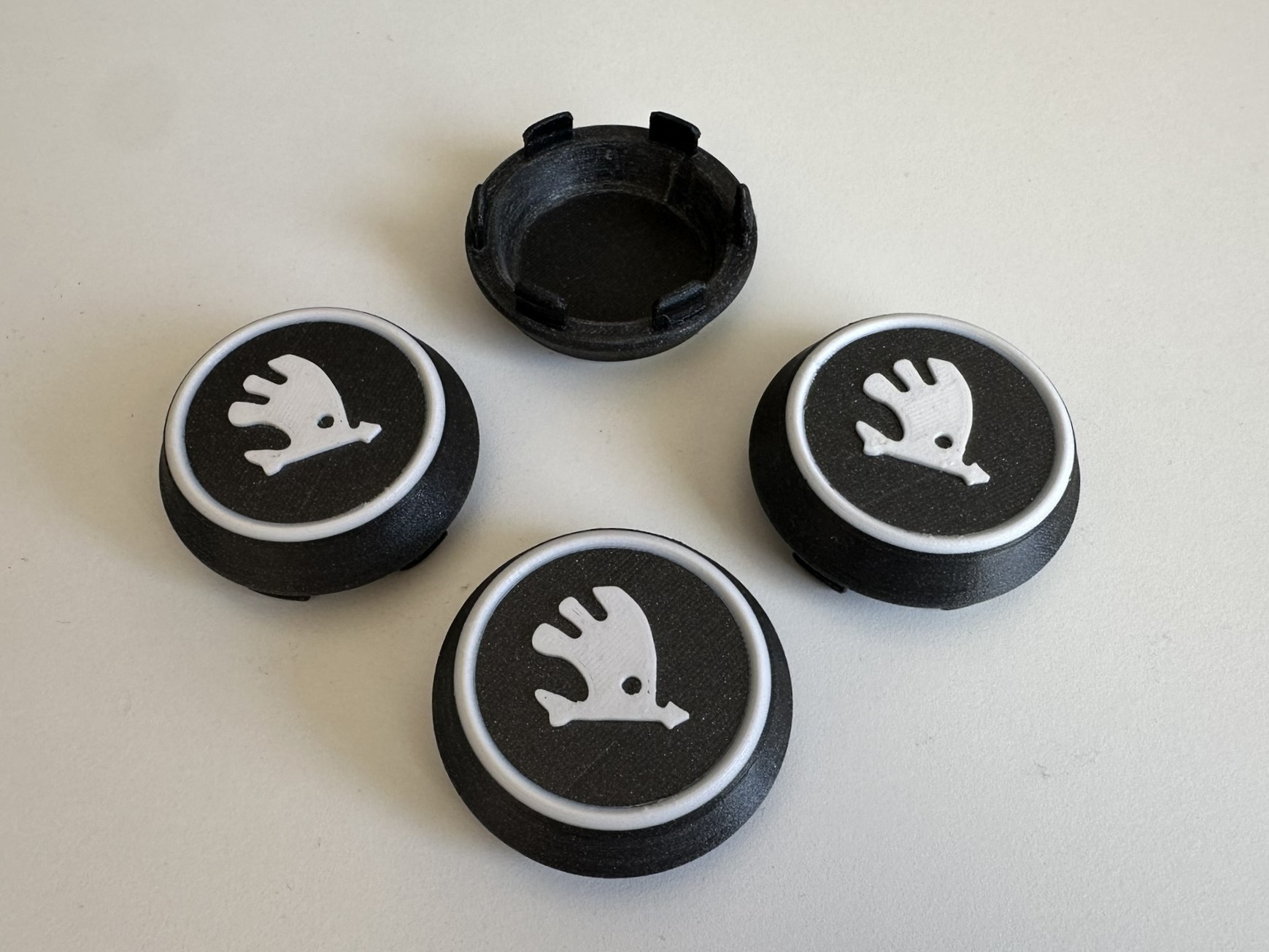 Škoda centre caps set